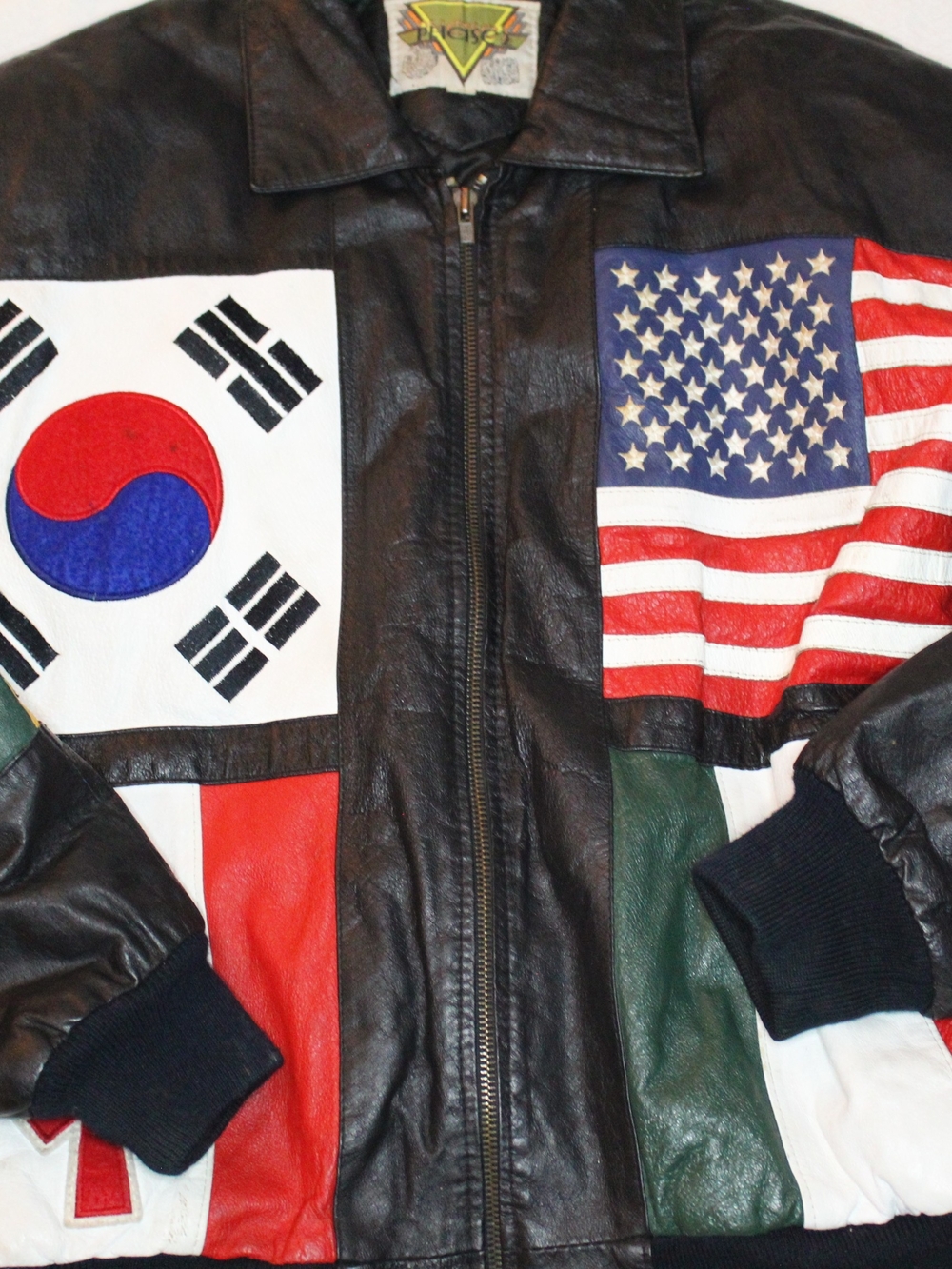 Phase 2 Vintage Genuine Leather Jacket Multicolor Flags International Size M